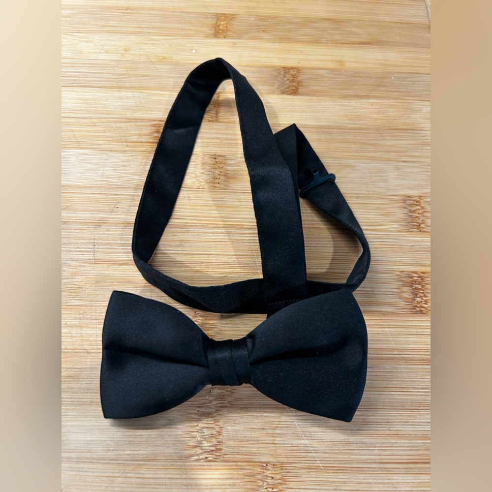 Full Black Tuxedo - Picture 6 of 8